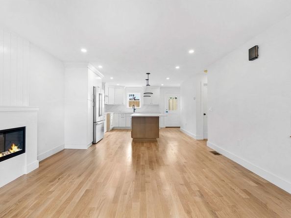 597 E 2nd St, Boston MA 02127