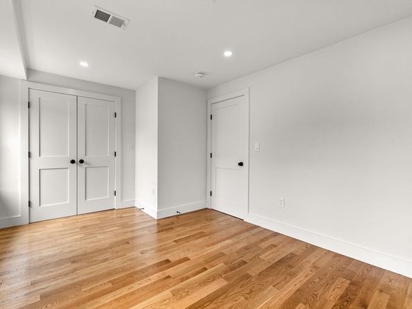 597 E 2nd St, Boston MA 02127