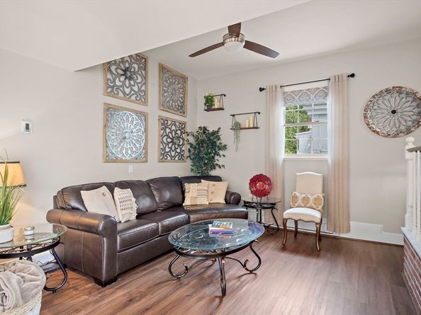 1401 Great Pond Rd 14, North Andover MA 01845