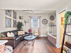 1401 Great Pond Rd 14, North Andover MA 01845