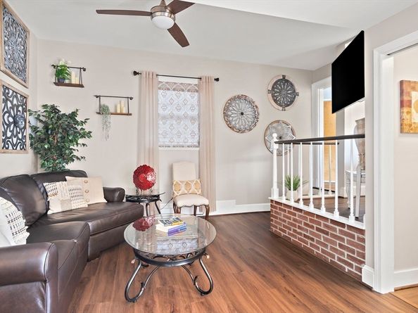 1401 Great Pond Rd 14, North Andover MA 01845