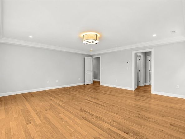 26 Flagg Street, Woburn MA 01801