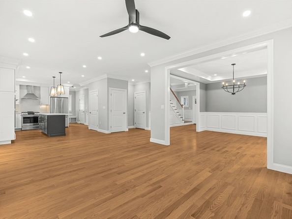 26 Flagg Street, Woburn MA 01801