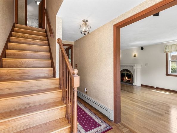 67 Brook Drive, Lynnfield MA 01940