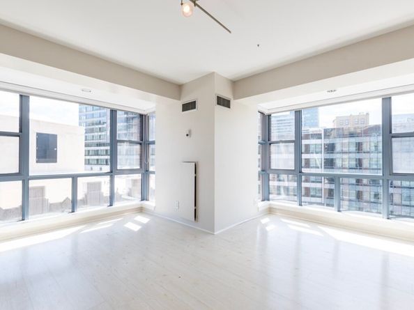 170 Tremont St 1504, Boston MA 02111