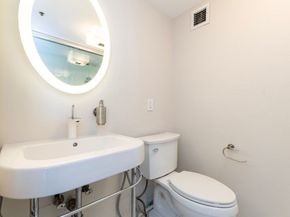 170 Tremont St 1504, Boston MA 02111