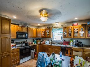 9 Pearl St, Webster MA 01570