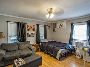 9 Pearl St, Webster MA 01570