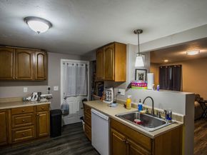 9 Pearl St, Webster MA 01570