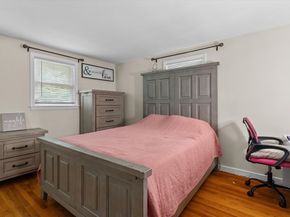 53 Rockwood St, Holbrook MA 02343