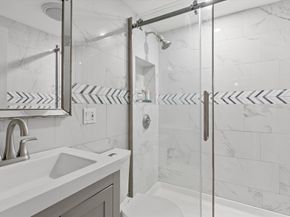 53 Rockwood St, Holbrook MA 02343