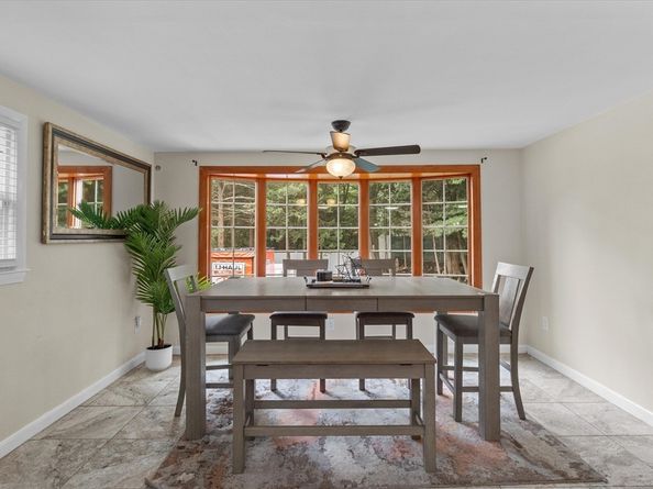 53 Rockwood St, Holbrook MA 02343