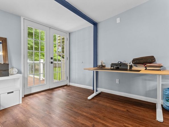 53 Rockwood St, Holbrook MA 02343