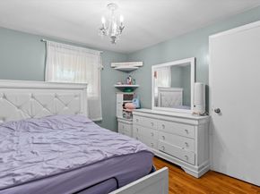 53 Rockwood St, Holbrook MA 02343