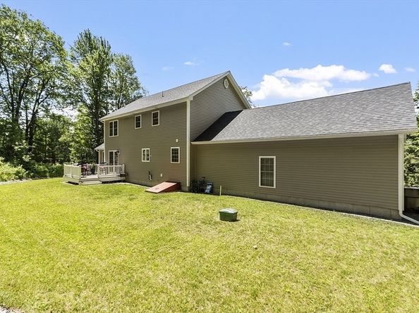 100 Platts Rd, Ashburnham MA 01430