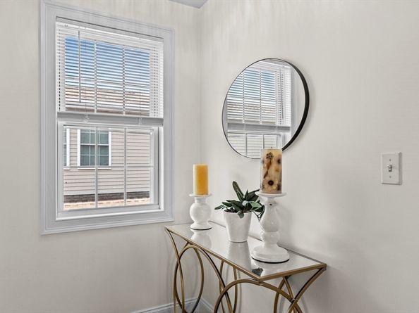 47 Oldfields Rd 2, Boston MA 02121