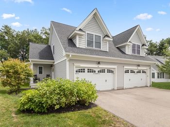 40 Lakepoint Way
