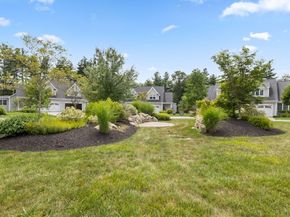 40 Lakepoint Way 40, Hopkinton MA 01748