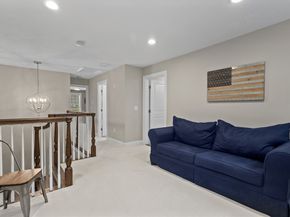 40 Lakepoint Way 40, Hopkinton MA 01748