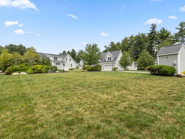 40 Lakepoint Way 40, Hopkinton MA 01748