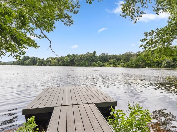 40 Lakepoint Way 40, Hopkinton MA 01748