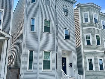 17 M St