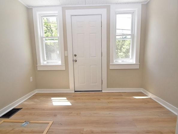 240 South St, Randolph MA 02368