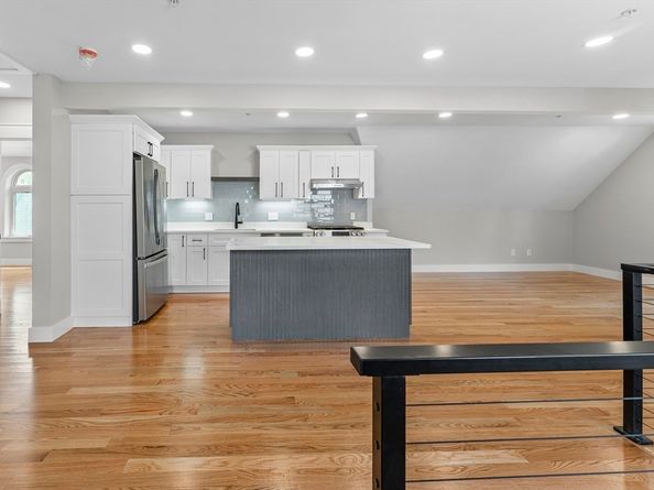 57-3 Packard Ave 3, Somerville MA 02144