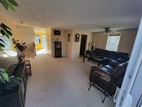 22 Collins St 31, Danvers MA 01923