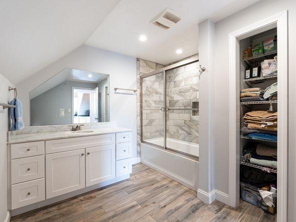 8 Putnam St 3, Danvers MA 01923