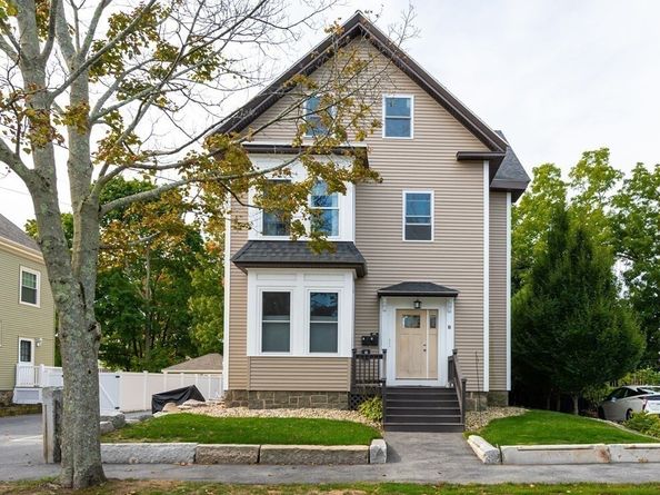 8 Putnam St 3, Danvers MA 01923