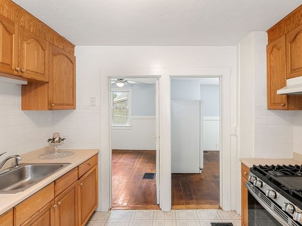 500 Beechwood St, Cohasset MA 02025