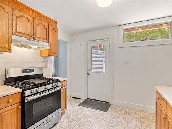 500 Beechwood St, Cohasset MA 02025