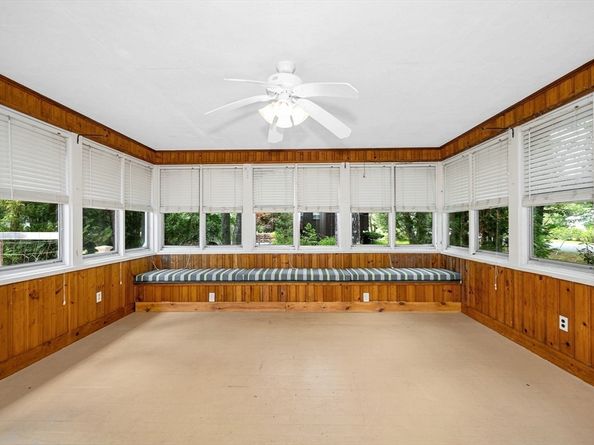 3 Blaisdell Rd, Chelmsford MA 01824