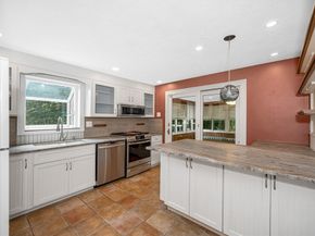 3 Blaisdell Rd, Chelmsford MA 01824