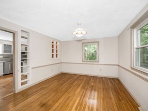 3 Blaisdell Rd, Chelmsford MA 01824