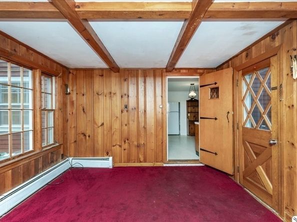 77 Essex St, Middleton MA 01949