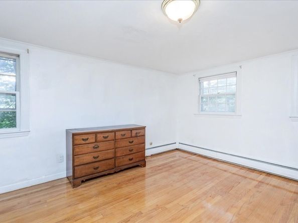 77 Essex St, Middleton MA 01949