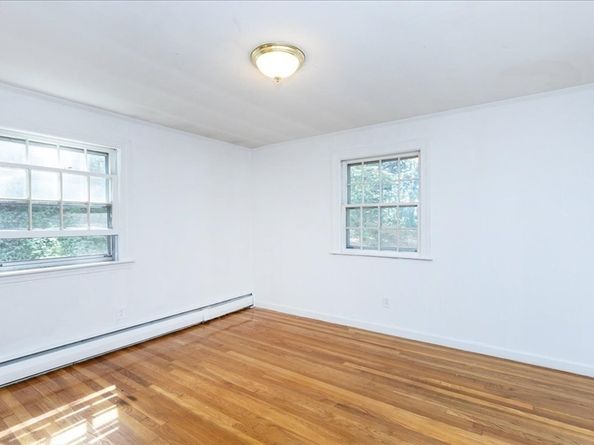 77 Essex St, Middleton MA 01949