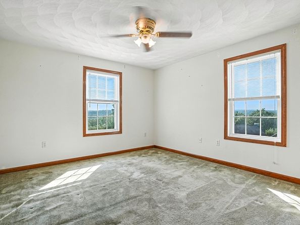 37 Mohave Rd, Worcester MA 01606