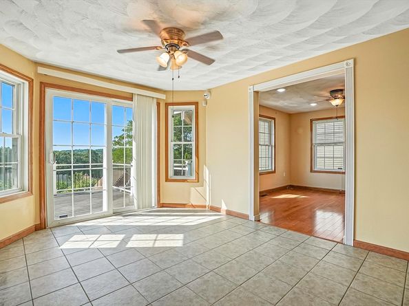 37 Mohave Rd, Worcester MA 01606