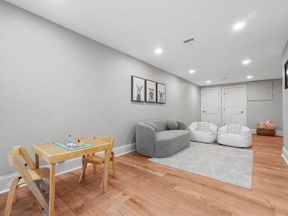 315 Waverley St, Belmont MA 02478