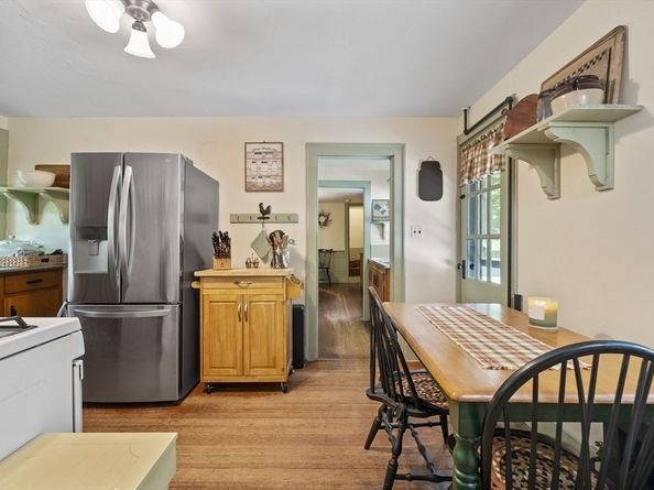687 Main Street, Wareham MA 02571