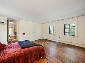 687 Main Street, Wareham MA 02571