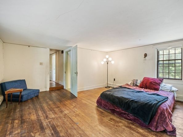 687 Main Street, Wareham MA 02571