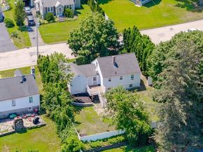 7 Manor Road, Auburn MA 01501