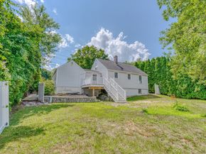 7 Manor Road, Auburn MA 01501