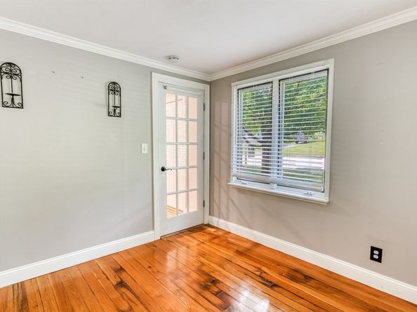 7 Manor Road, Auburn MA 01501