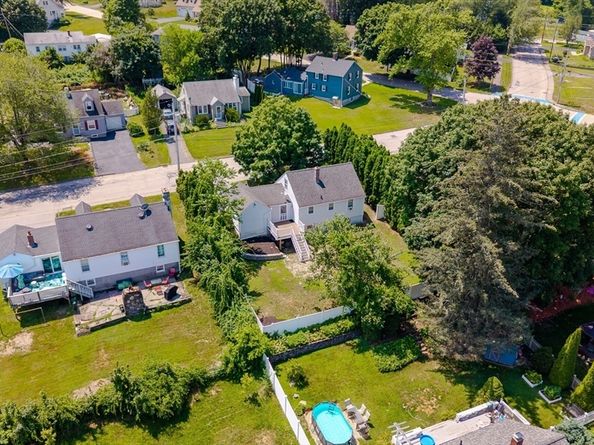 7 Manor Road, Auburn MA 01501