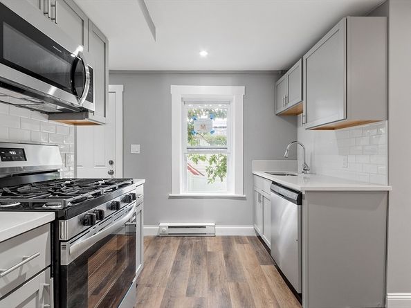 15 Mount Washington Ave, Malden MA 02148